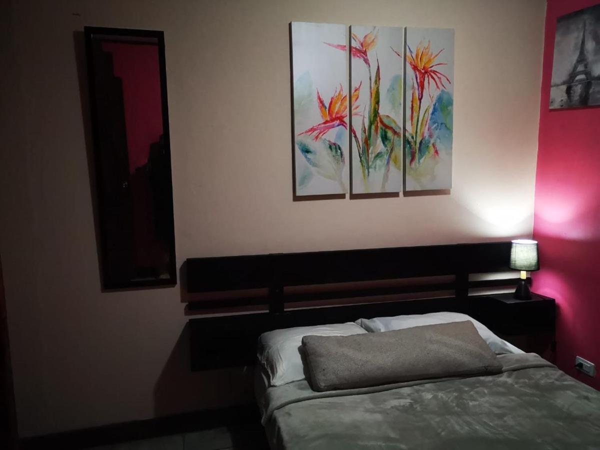 Airport Traveler'S Home Alajuela Exterior photo