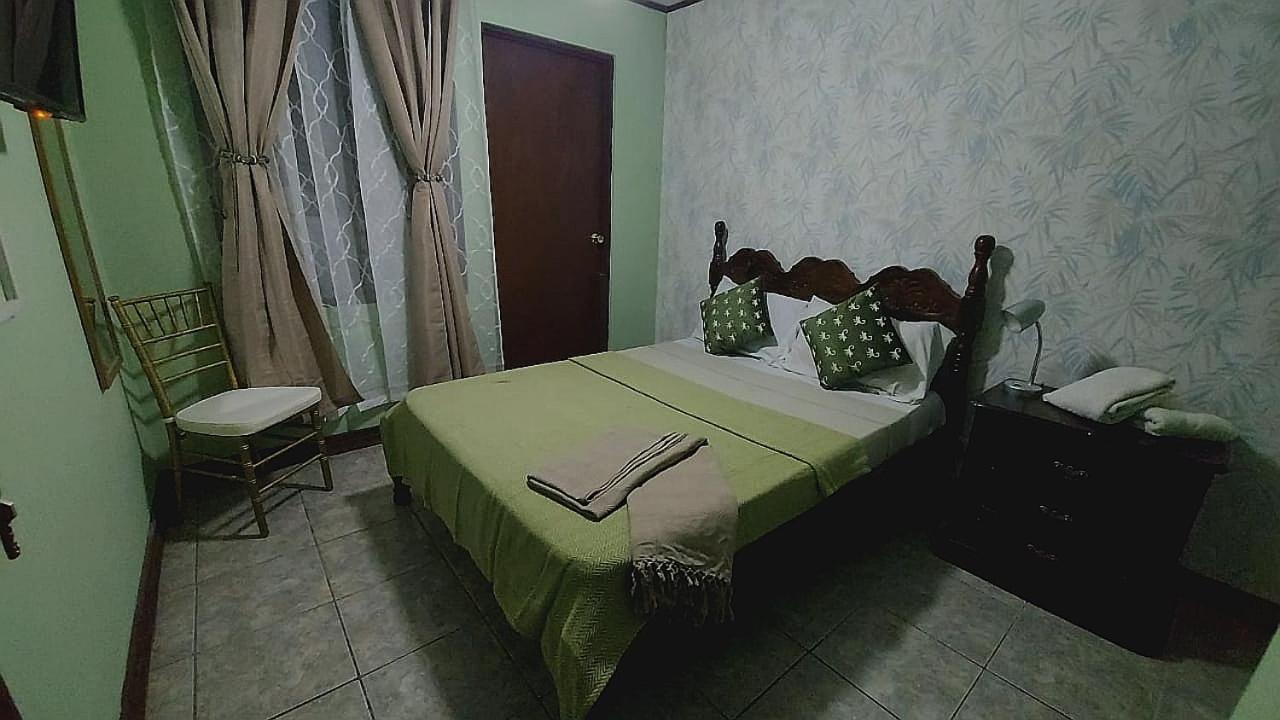 Airport Traveler'S Home Alajuela Exterior photo